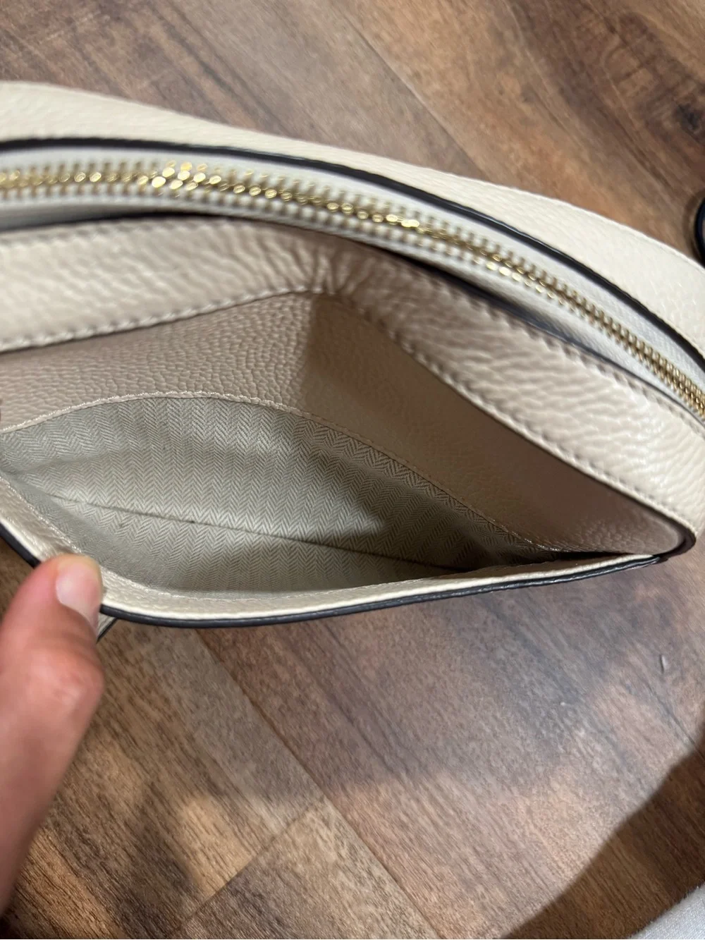 Tory Burch compact cream